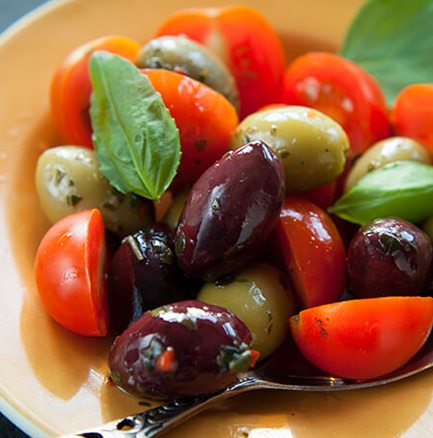  Olives & Tomato 